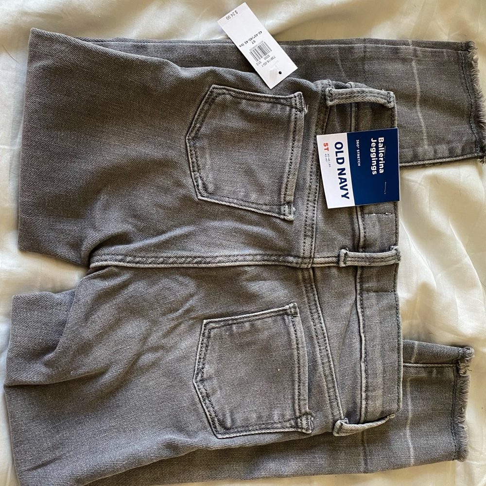 Old Navy toddler girls jeggings in a size 5T